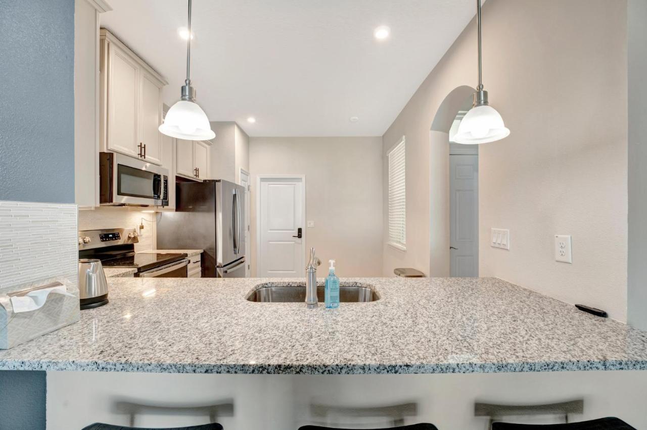 Zenhomes In Heart Of Brandon Convenient Location Kültér fotó